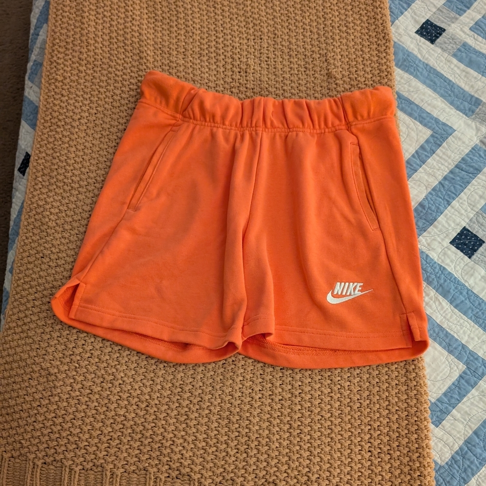 NWOT Girls Nike Coral Sweat Short